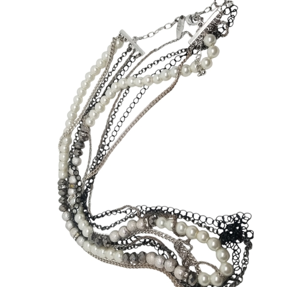 NY COLLECTION CHAIN & FAUX PEARL LAYERED LONG NECKLACE - Picture 3 of 6